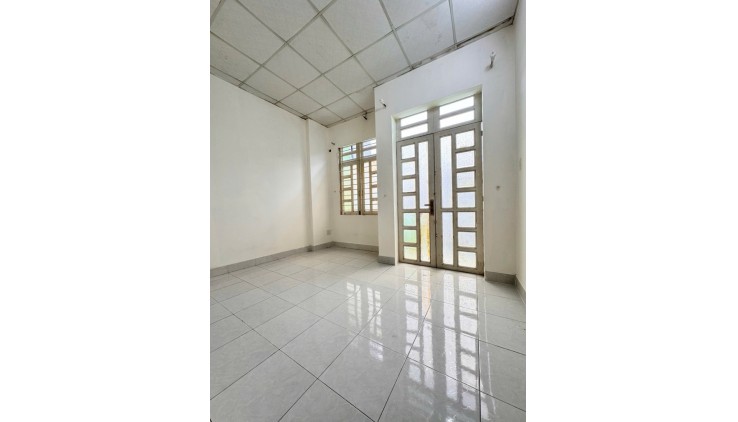 NHÀ 1/ GÒ XOÀI - SÁT CHỢ - HẺM 5M THÔNG - 58M2 - 2 TẦNG 2PN - SỔ NỞ HẬU GIÁ CHỈ 4.X TỶ